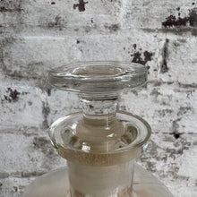 Load image into Gallery viewer, Vintage Apothecary Bottle "SERUM" - Glass Pharmacy Jar with Stopper - Gold Label