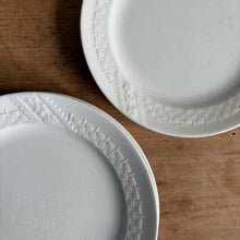 Load image into Gallery viewer, Antique Meakin Ironstone Plates c1930s