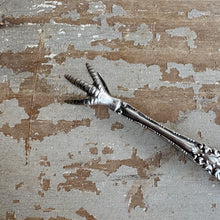 Load image into Gallery viewer, Antique Victorian Sterling Silver Sugar Tongs