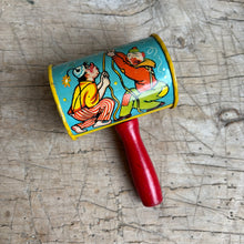 Load image into Gallery viewer, Vintage Tin Litho Noisemaker c1940-1950