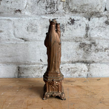 Load image into Gallery viewer, Vintage Ste. Anne De Beaupre Statue