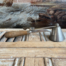 Load image into Gallery viewer, Antique Gilchrist #33 Conical Ice Cream Scoop c1910