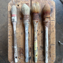 Load image into Gallery viewer, Authentic Vintage French Painter’s Brush