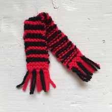 Load image into Gallery viewer, Handmade Santa Laundry Garland