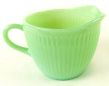 Load image into Gallery viewer, Vintage Fire King Jadeite Creamer