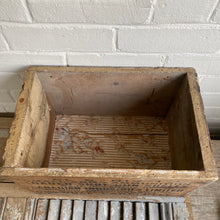Load image into Gallery viewer, Rare Vintage Wooden Box c1930
