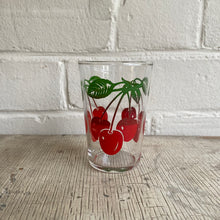 Load image into Gallery viewer, Vintage Swanky Swig Juice Glasses c1950

