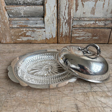 Load image into Gallery viewer, English Silverplate Covered Butter Dish with Glass Liner
Circa 1900
