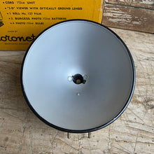 Load image into Gallery viewer, Vintage Coronet 3-D Flash Camera Kit c1954
