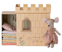 Load image into Gallery viewer, Maileg - The Princess Mouse and the Pea Castle Box
