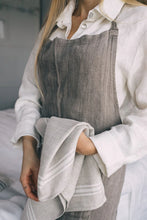 Load image into Gallery viewer, Linen Culinary Apron
