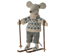 Load image into Gallery viewer, Maileg Winter Mouse with Ski Set - Dad
