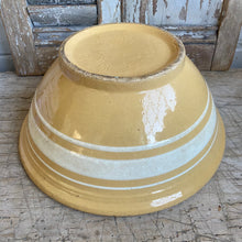 Load image into Gallery viewer, Antique Yellowware Farmhouse Mixing Bowl 10-3/4”

