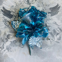 Load image into Gallery viewer, Vintage Christmas Corsage c1950s
