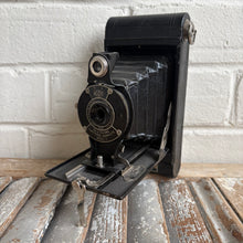 Load image into Gallery viewer, Antique Kodak Folding Camera – No. 2 Cartridge Hawk-Eye (c. 1912–1916)
