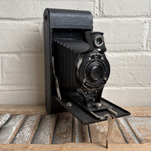 Load image into Gallery viewer, Antique Kodak Folding Cartridge Hawkeye Camera c1920
