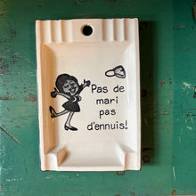 Load image into Gallery viewer, Vintage French Novelty Ashtrays
