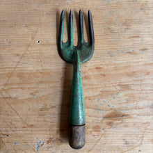 Load image into Gallery viewer, Vintage Single Metal Garden Fork
