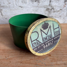 Load image into Gallery viewer, Vintage Royal Monceau Hôtel Paris Souvenir Box
