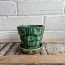 Load image into Gallery viewer, Vintage McCoy Green Ribbed Planter with Saucer
