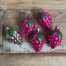 Load image into Gallery viewer, Vintage Soviet-Era Grape Blown Glass Christmas Ornament c1950
