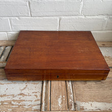 Load image into Gallery viewer, Antique English Reeves &amp; Sons Mahogany Watercolour Paint Box, c.1890–1910
