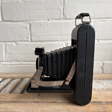 Load image into Gallery viewer, Vintage Kodak Folding Six-20 Bellows Camera c1937
