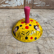 Load image into Gallery viewer, Vintage Tin Litho Noisemaker c1940-1950
