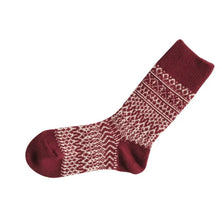 Load image into Gallery viewer, Nishiguchi Kutsushita Wool Jacquard Socks
