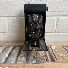 Load image into Gallery viewer, Antique Kodak Folding Camera – No. 2 Cartridge Hawk-Eye (c. 1912–1916)
