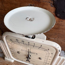 Load image into Gallery viewer, Vintage 1950s ACCURATE Art Deco Kitchen Scale - Western Germany - 25 Lbs
