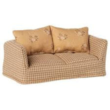 Load image into Gallery viewer, Maileg Couch, Mouse - Mable

