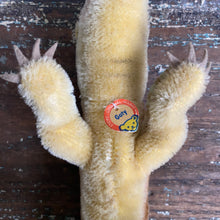 Load image into Gallery viewer, Vintage Steiff Alligator c1950

