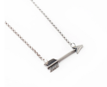 Load image into Gallery viewer, Small Arrow Necklace Silver
