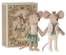Load image into Gallery viewer, Maileg - Royal Mice Twins in Box
