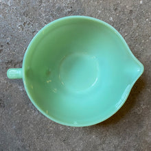 Load image into Gallery viewer, Vintage Fire King Jadeite Batter Bowl c1950
