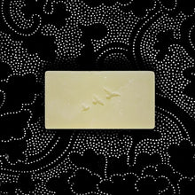 Load image into Gallery viewer, Eau Fraiche Soap by Monsillage Made in Montreal
