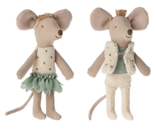 Load image into Gallery viewer, Maileg - Royal Mice Twins in Box
